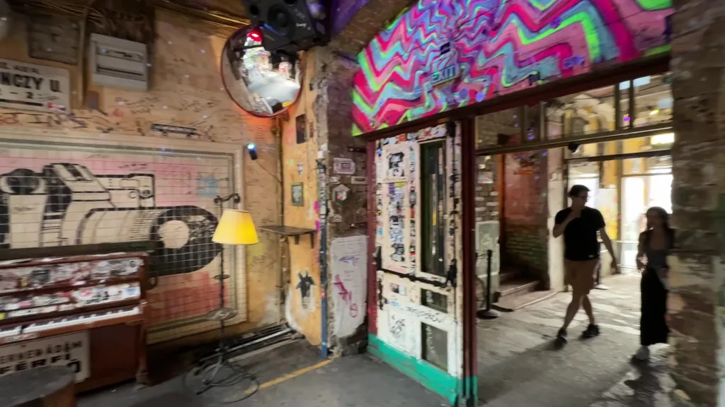 Szimpla Kert, 01.06.2025 18:11