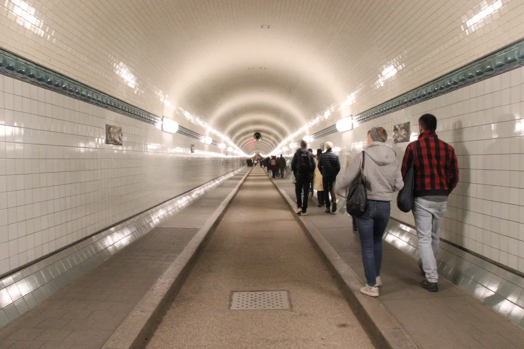 Alter Elbtunnel, 05.04.2026 17:39