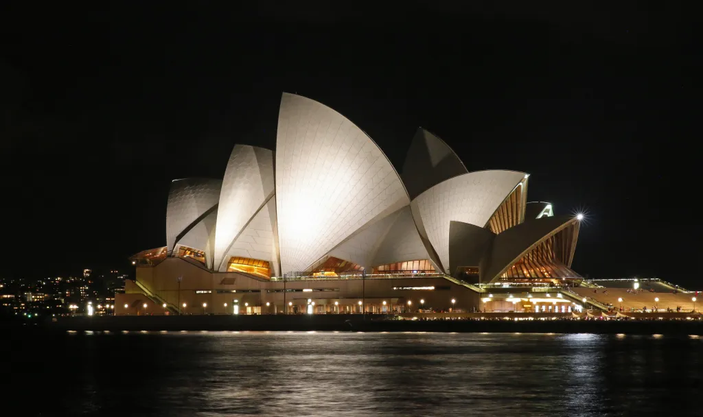 Sydney: Circular Quay, 13.03.2016 21:34