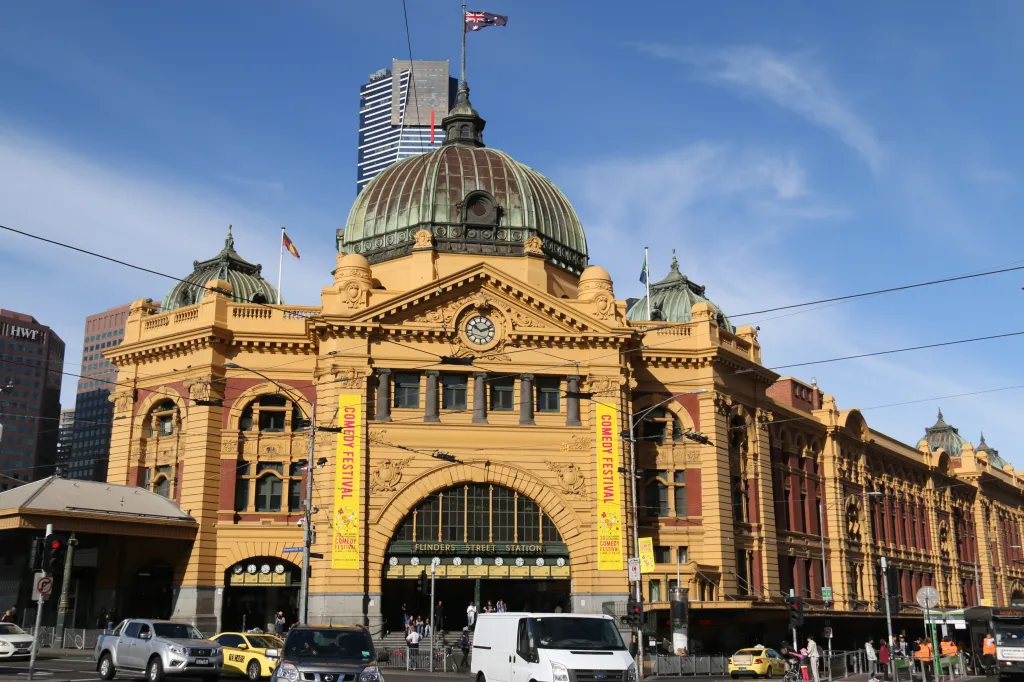 Melbourne: Flinders Street Railway Station, 28.03.2016 12:09