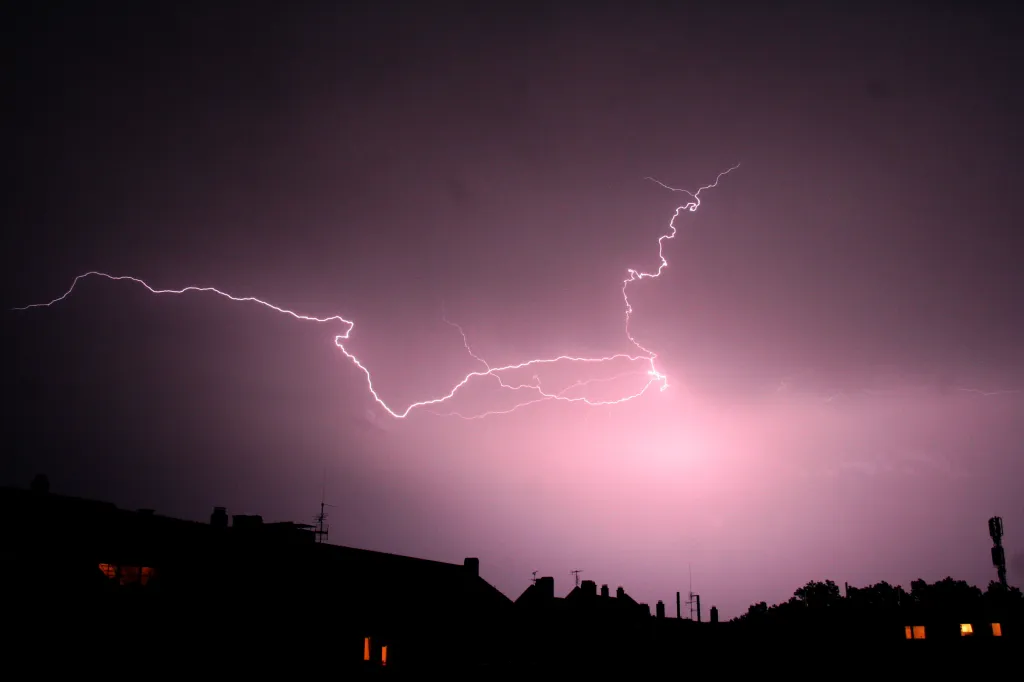 Lightning, 21.06.2012 23:54