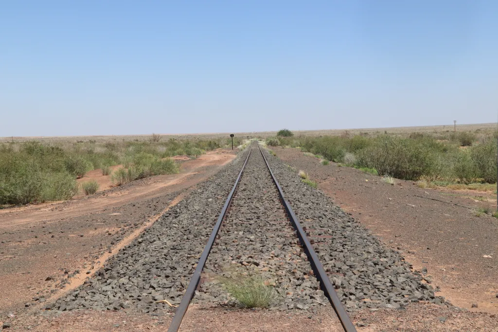 Bahnübergang im Nirgendwo, 30.10.2025 11:54