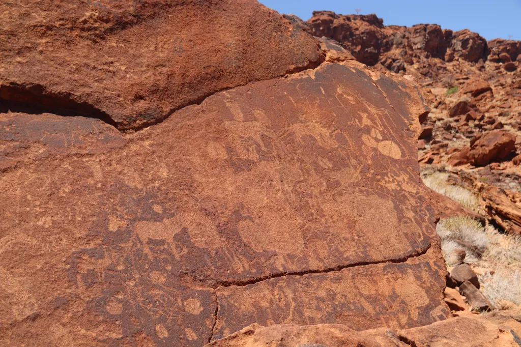 ǀUi-ǁaes, 10.11.2025 12:31